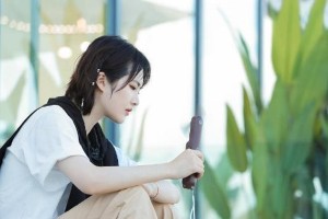 娱乐圈强捧不红的7位明星：资源逆天却难走红